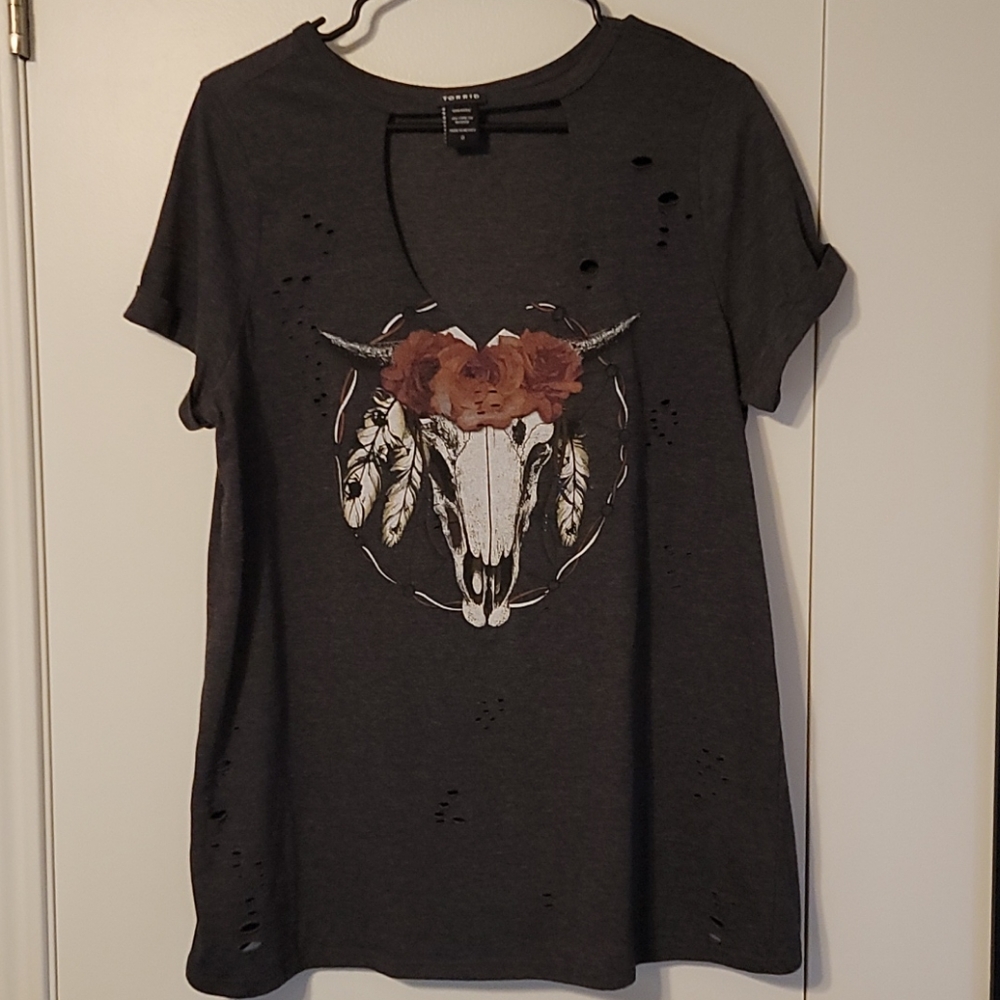 Torrid Keyhole Gray tee size 0, L, 12